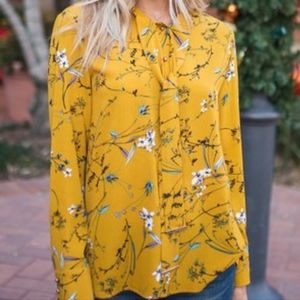 Mustard Floral Tie-Front Top - WomenAmaryllis NWOT 3X